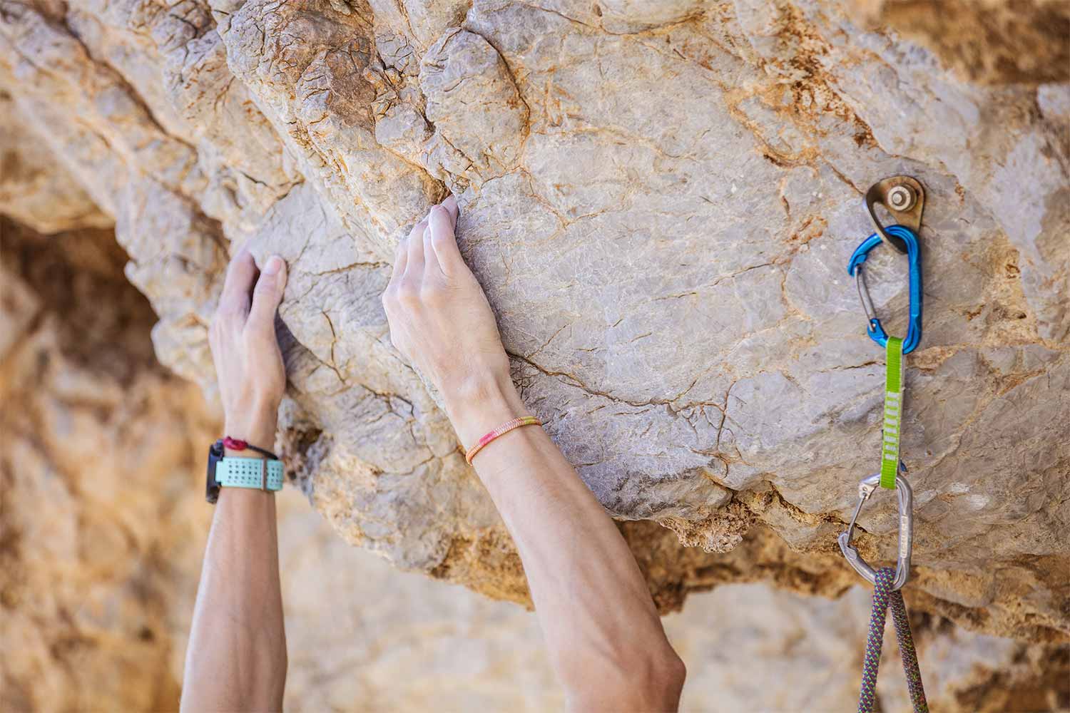 3. Basic Techniques for Beginners - Real Rocks We provide a safe, professional climbing experience.